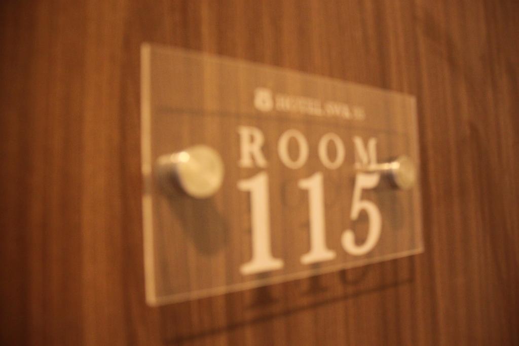 Swk 95 Hotel Surabaya Zimmer foto